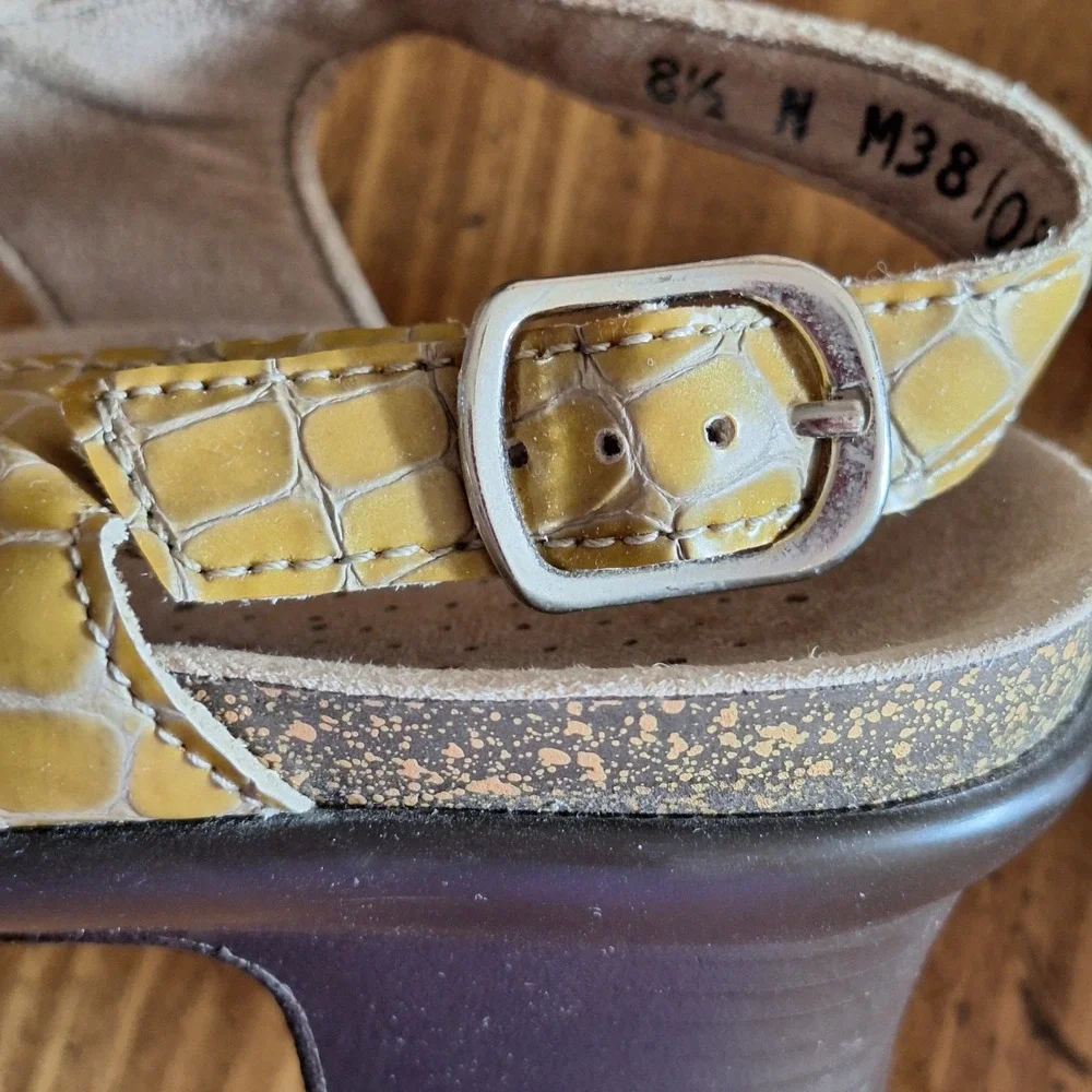 SAS Allegro Mustard Yellow Leather Slingback‎ Sandal Heels Size 8.5N Comfort